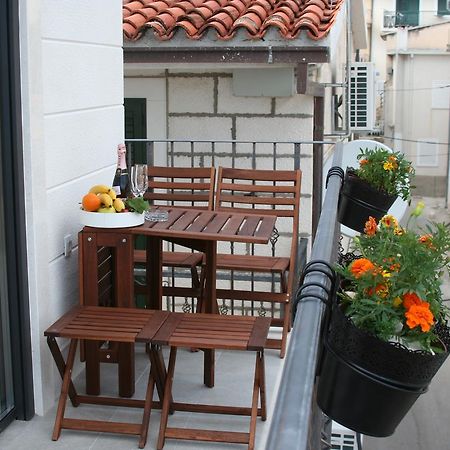 Lux Apartments Petar Baška Voda Esterno foto