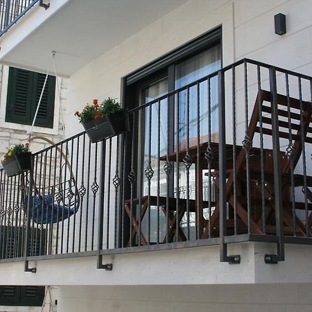 Lux Apartments Petar Baška Voda Esterno foto