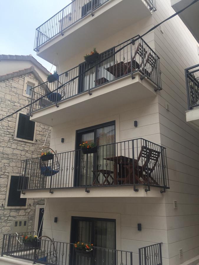 Lux Apartments Petar Baška Voda Esterno foto