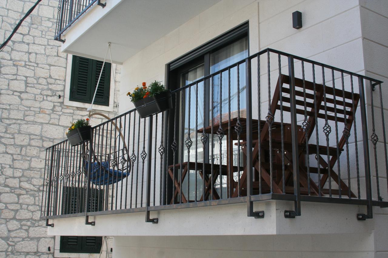 Lux Apartments Petar Baška Voda Esterno foto