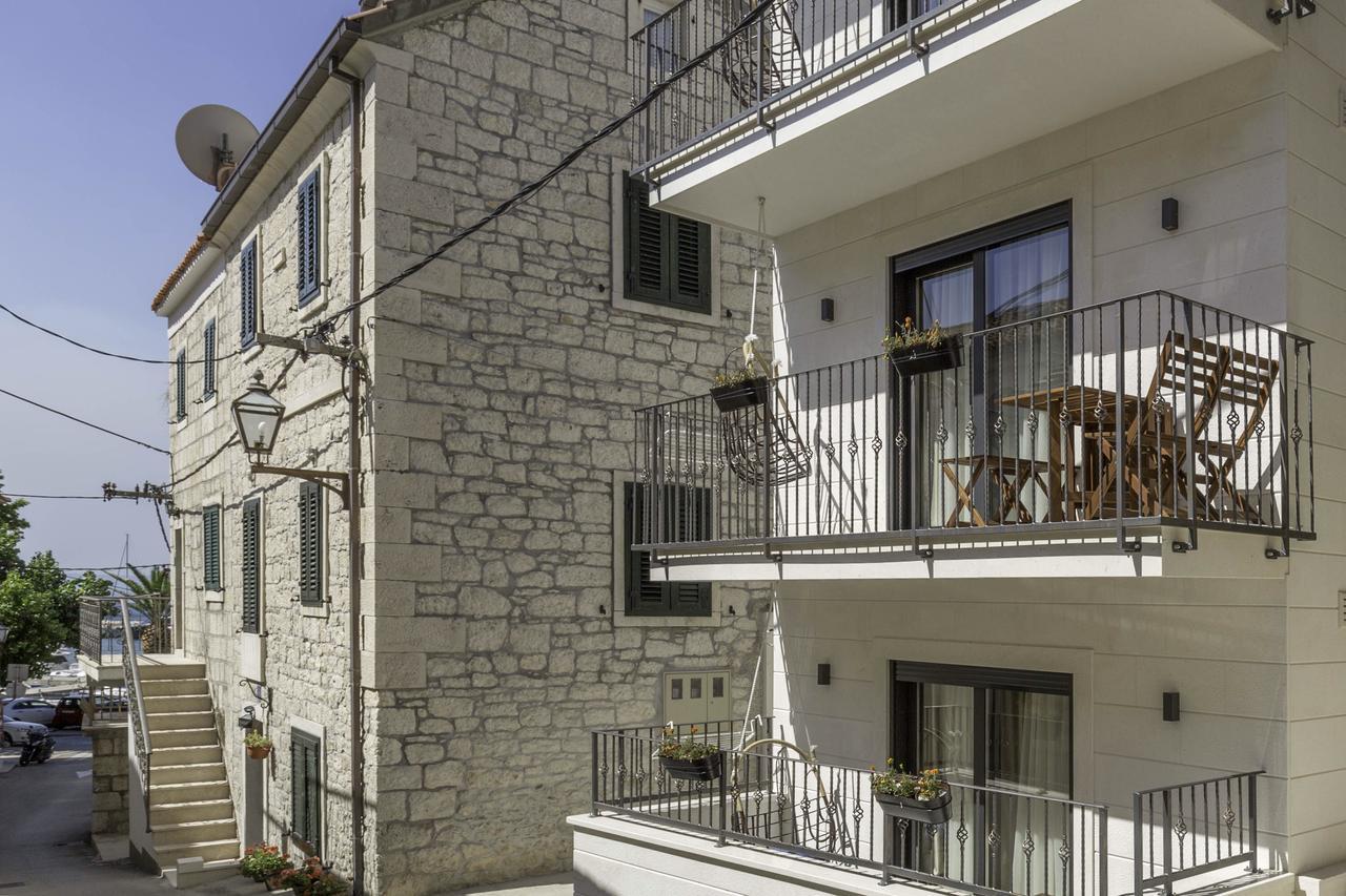 Lux Apartments Petar Baška Voda Esterno foto