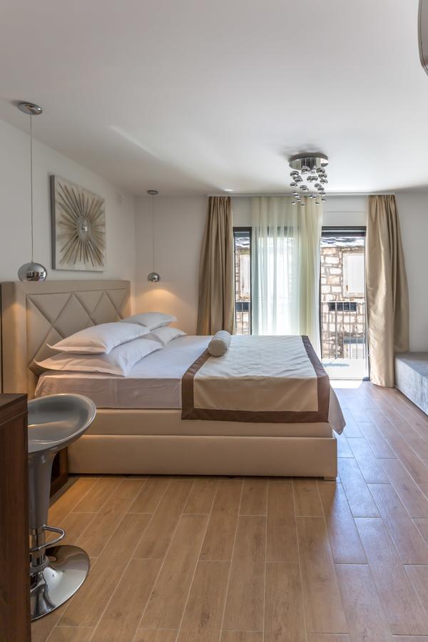Lux Apartments Petar Baška Voda Esterno foto